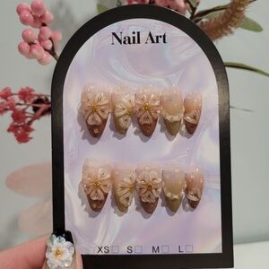 Nude 3D Flower Press On Nails